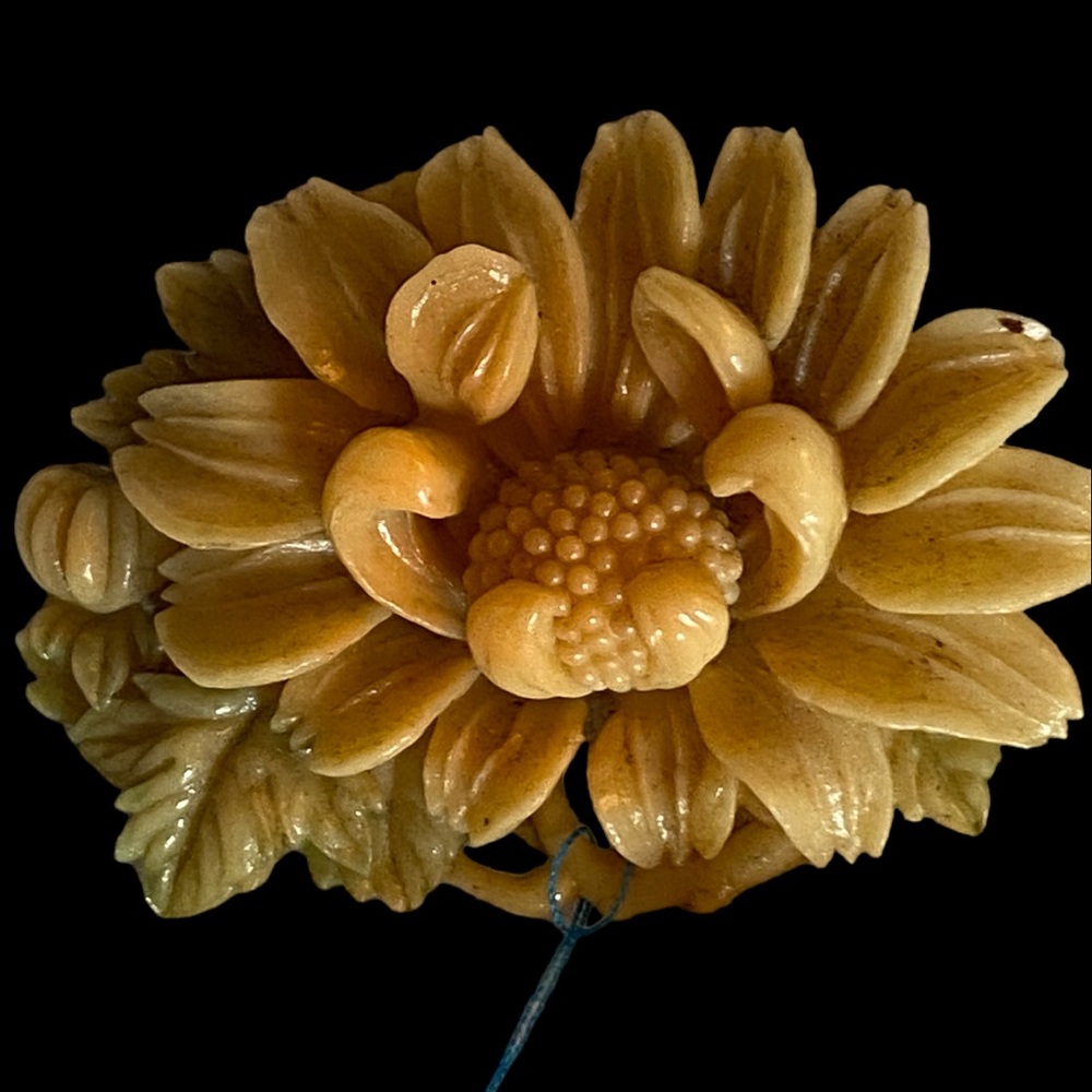 Vintage Carved Celluloid Airbrushed Chrysanthemum Brooch Japan